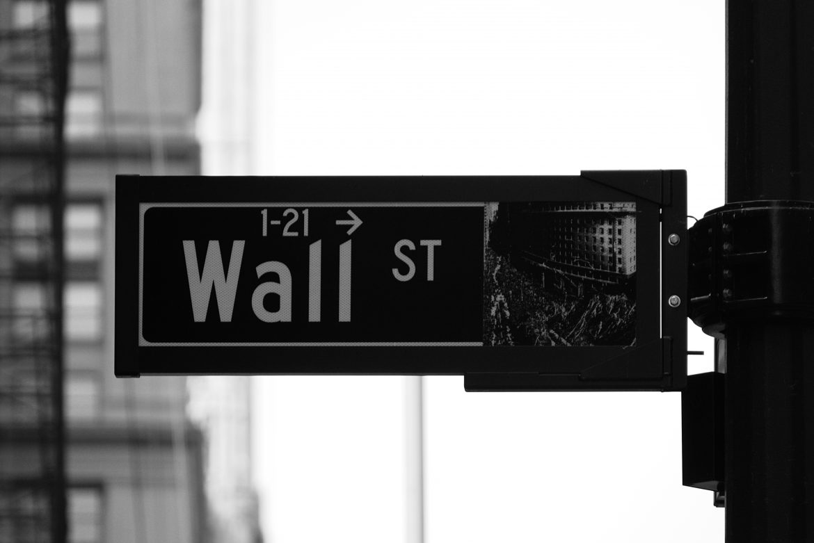 Major Financial Firm Starts Replacing Employees with Artificial Intelligence